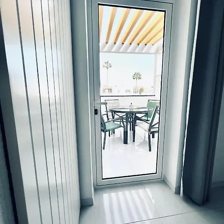 New In Tenerife شقة طوستا ديل سيلونثيو
