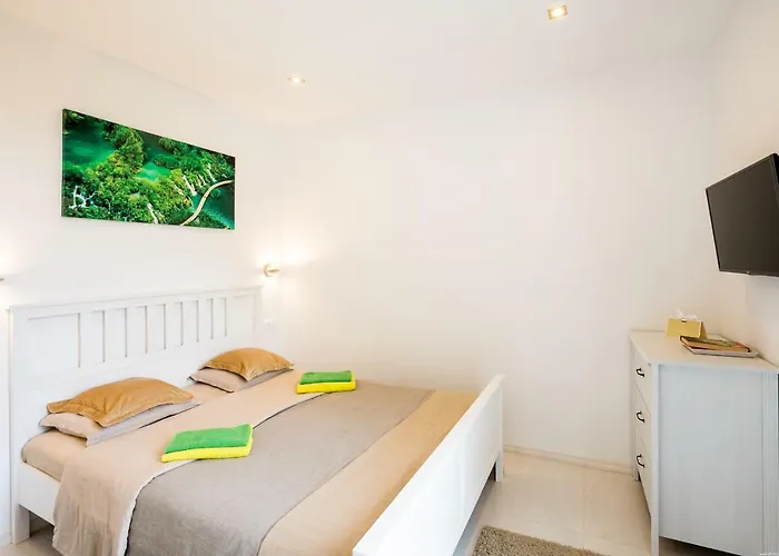 Apartment New In Tenerife Costa Del Silencio